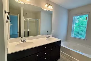 1700 Paxton Dr SW, Lilburn, GA 30047 - Photo 17