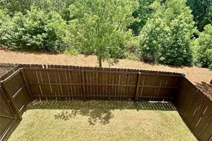 1700 Paxton Dr SW, Lilburn, GA 30047 - Photo 25