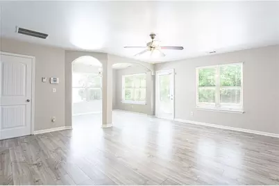 2718 Haynescrest Drive, Grayson, GA 30017 - Photo 5