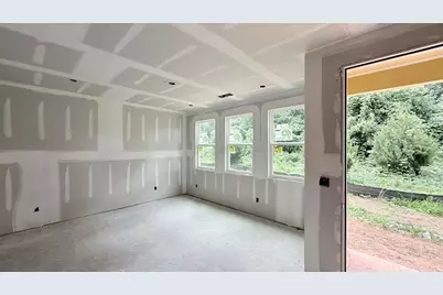 1621 Worley Way NW, Atlanta, GA 30318 - Photo 31