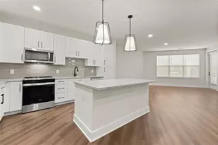 2648 Sandy Plains Rd, Marietta, GA 30066 - Photo 3