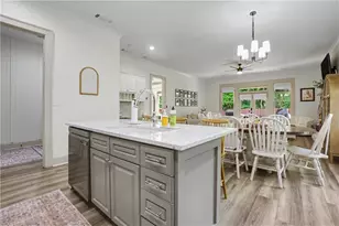 12084 Walnut Terrace, Alpharetta, GA 30004 - Photo 13