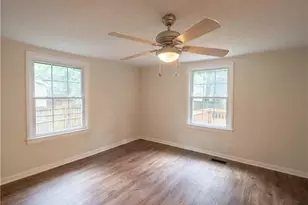 710 Milton St, Scottdale, GA 30079 - Photo 13