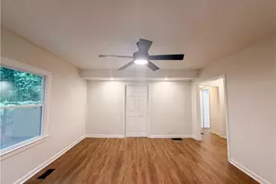710 Milton St, Scottdale, GA 30079 - Photo 11