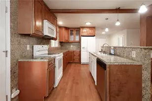 958 Gunter Cir, Lawrenceville, GA 30043 - Photo 15