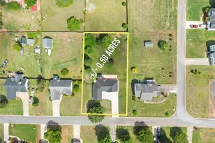 4518 Summerset Dr, Gainesville, GA 30507 - Photo 3