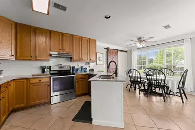 4518 Summerset Drive, Gainesville, GA 30507 - Photo 13