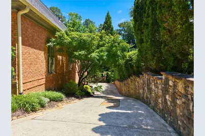 6945 Wakehurst Place, Cumming, GA 30040 - Photo 5