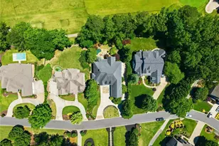 6945 Wakehurst Pl, Cumming, GA 30040 - Photo 89