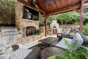 738 Wildwood Rd, Atlanta, GA 30324 - Photo 47
