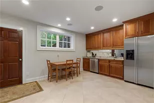 738 Wildwood Rd, Atlanta, GA 30324 - Photo 43