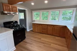 920 Cardinal Dr, Gainesville, GA 30501 - Photo 9