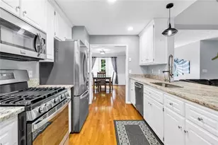 205 Brookhaven Pl, Canton, GA 30114 - Photo 11