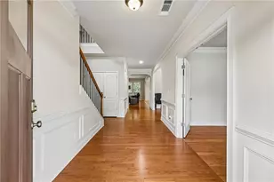 1685 Gallant Fox Ln, Suwanee, GA 30024 - Photo 7