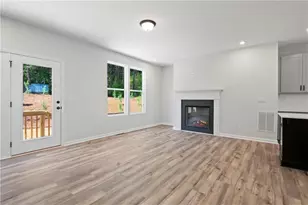 2676 Creek View Terrace, Atlanta, GA 30318 - Photo 15