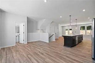 2676 Creek View Terrace, Atlanta, GA 30318 - Photo 9