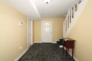 1630 Dove Ct S W, Marietta, GA 30064 - Photo 3