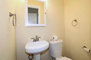 1630 Dove Ct S W, Marietta, GA 30064 - Photo 17