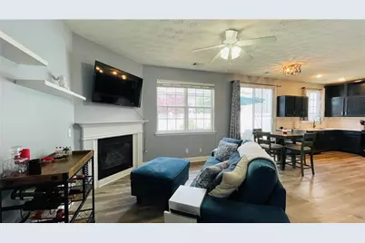 559 W Oaks Drive, Woodstock, GA 30188 - Photo 3