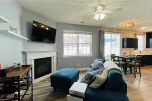 559 W Oaks Dr, Woodstock, GA 30188 - Photo 3
