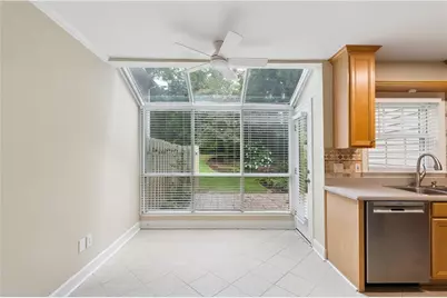 112 Mount Vernon Circle, Atlanta, GA 30338 - Photo 7