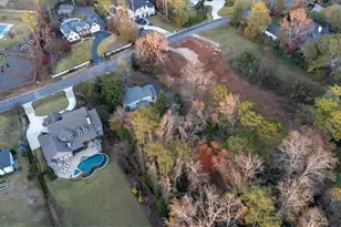 4402 Blackland Dr, Marietta, GA 30067 - Photo 7