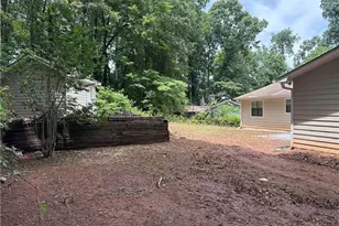 108 Hilltop Cir, Stockbridge, GA 30281 - Photo 17