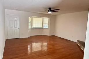108 Hilltop Cir, Stockbridge, GA 30281 - Photo 3