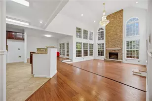 2115 Wildwood Lake Dr, Suwanee, GA 30024 - Photo 3