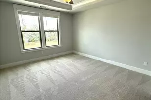2436 Naples St, Hoschton, GA 30548 - Photo 5
