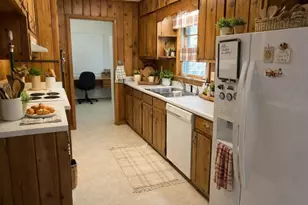 547 Rebecca St, Lawrenceville, GA 30046 - Photo 7