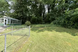 547 Rebecca St, Lawrenceville, GA 30046 - Photo 29