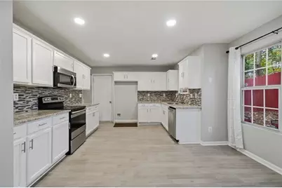 3301 Pine Grove Circle SE, Atlanta, GA 30316 - Photo 9