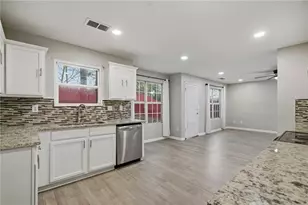3301 Pine Grove Cir SE, Atlanta, GA 30316 - Photo 11