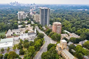 2769 Peachtree Rd NE, Atlanta, GA 30305 - Photo 33