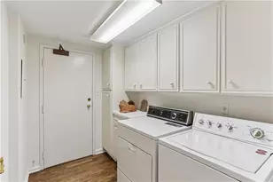 2769 Peachtree Rd NE, Atlanta, GA 30305 - Photo 25