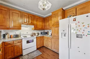 2655 Lake Commons Ct, Snellville, GA 30078 - Photo 9
