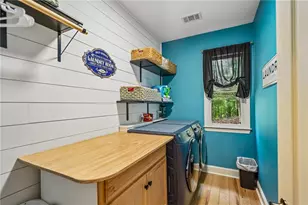9395 Edgewater Dr, Gainesville, GA 30506 - Photo 13