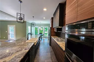 225 Nacoochee Dr, Woodstock, GA 30188 - Photo 15