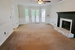 8541 Birch Hollow Dr, Roswell, GA 30076 - Photo 3