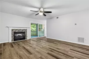 63 Hampshire Ct, Avondale Estates, GA 30002 - Photo 5