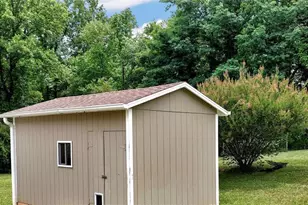 1044 Lothridge Rd, Cleveland, GA 30528 - Photo 35