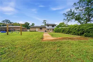 930 Cochise Trail SE, Conyers, GA 30094 - Photo 5