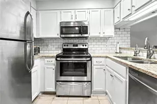 1800 Clairmont Lake, Decatur, GA 30033 - Photo 15