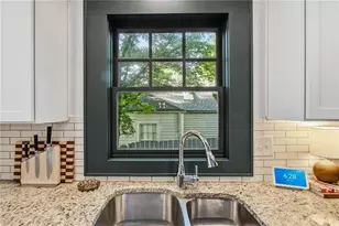 1189 Atlantic Dr NW, Atlanta, GA 30318 - Photo 13