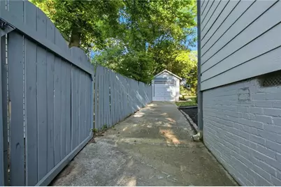 1189 Atlantic Drive NW, Atlanta, GA 30318 - Photo 39