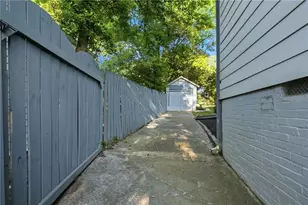 1189 Atlantic Dr NW, Atlanta, GA 30318 - Photo 39