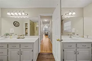 200 Taylors Farm Dr, Holly Springs, GA 30115 - Photo 17