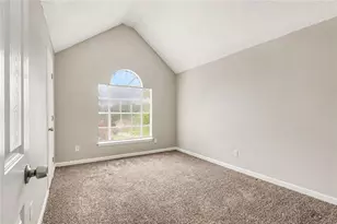 1298 Berryhill Dr, Lithonia, GA 30058 - Photo 13
