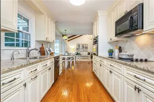 335 Thornwood Dr, Atlanta, GA 30328 - Photo 27